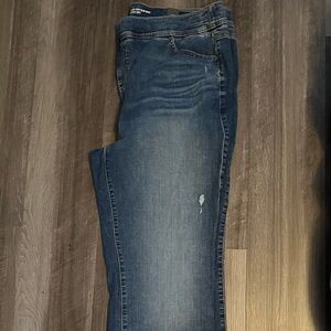 Torrid lean Jean slim Boot Super Soft size 3T NWT